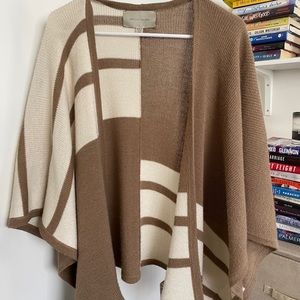 brochu walker tan and cream flowy sweater